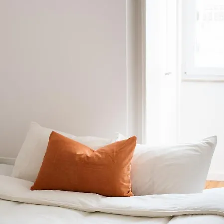 Amaro Ii - Sleek 2 Bedroom In Alcantara *