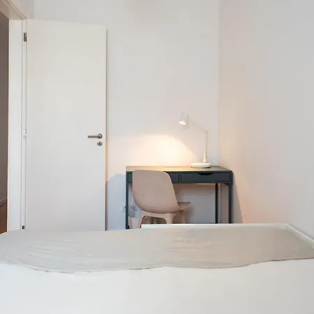 Apartment Amaro Ii - Sleek 2 Bedroom In Alcantara