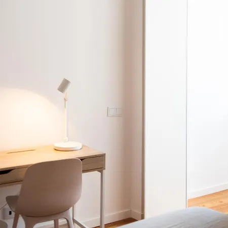 Amaro Ii - Sleek 2 Bedroom In Alcantara Lisbon