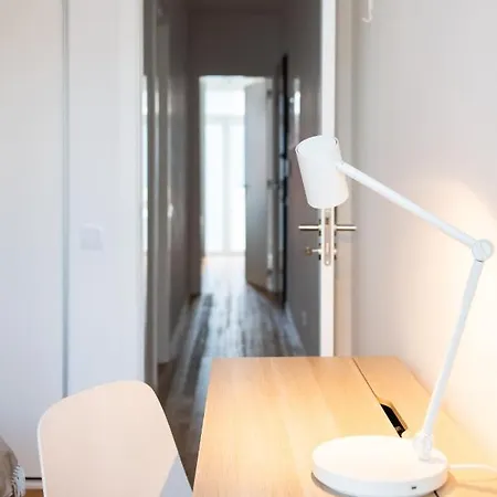 Amaro Ii - Sleek 2 Bedroom In Alcantara דירה ליסבון